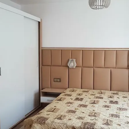 Apartment Complex Nestinarka *
